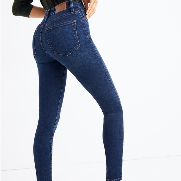 Madewell Denim - NWT Madewell Curvy Highrise Skinny dark wask jeans